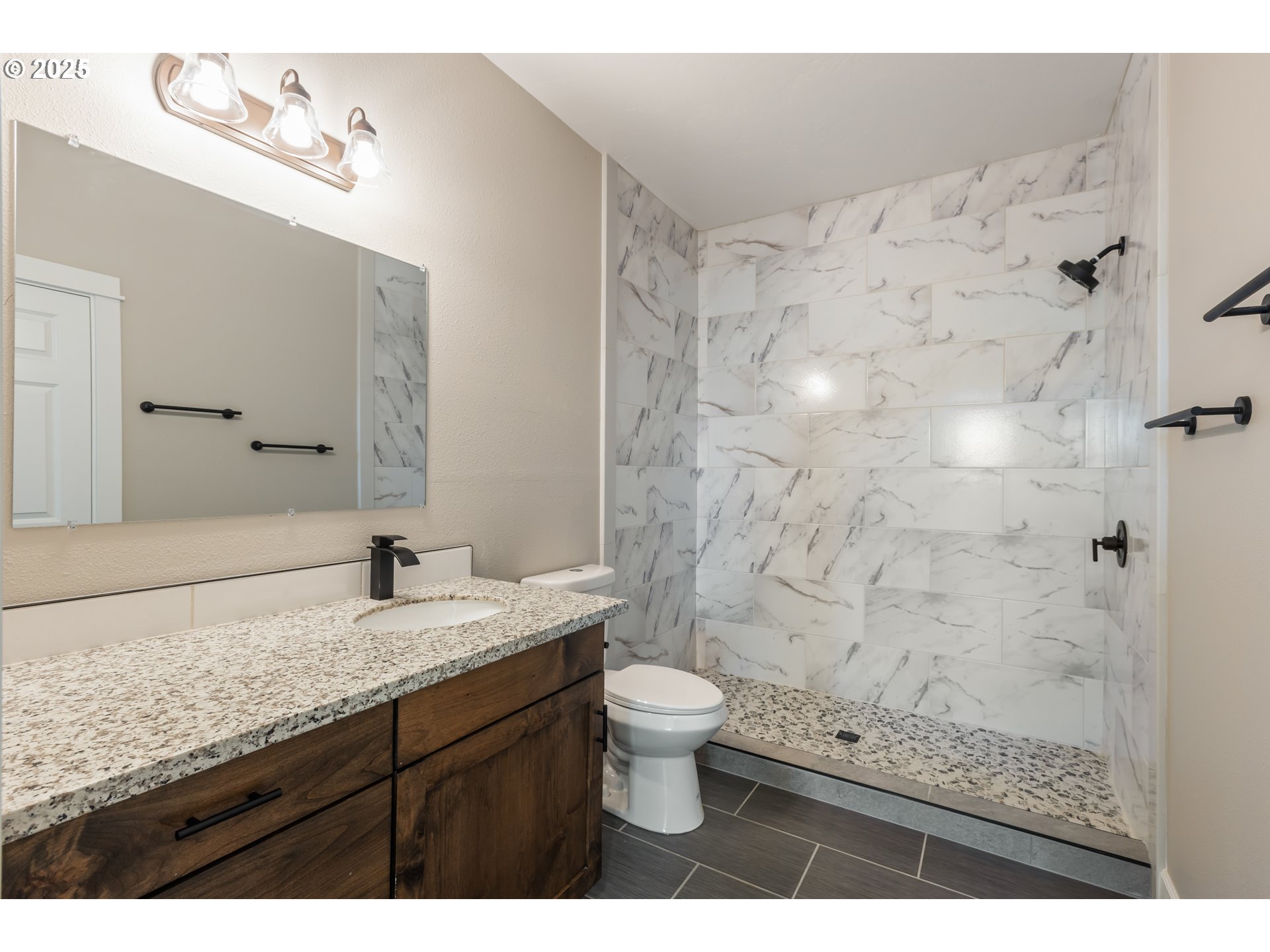 662 Brooks Loop Sutherlin, OR 97479 - Photo 35 of 47