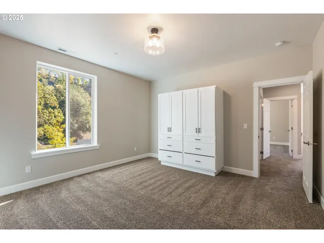 $550,000 | 662 Brooks Loop, Sutherlin, OR 97479