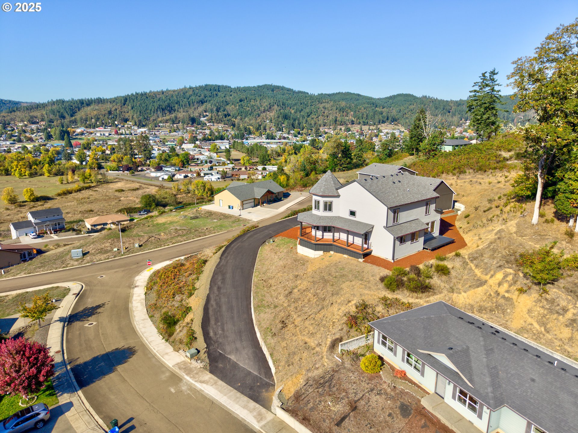 662 Brooks Loop Sutherlin, OR 97479 - Photo 43 of 47