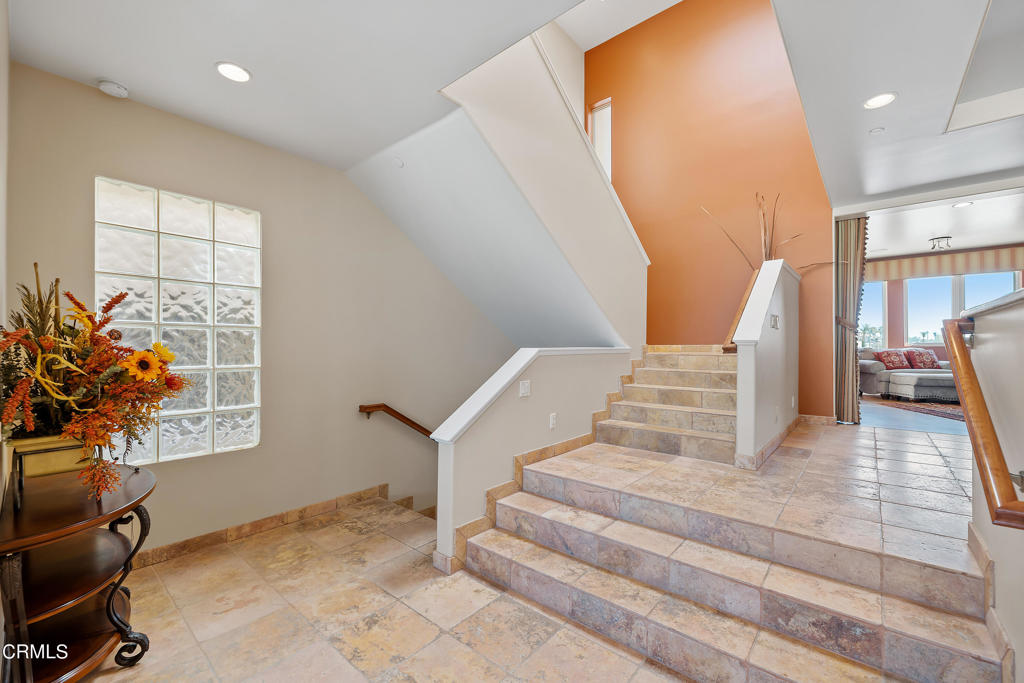 791 Mandalay Beach Road Oxnard, CA 93035 - Photo 10 of 46