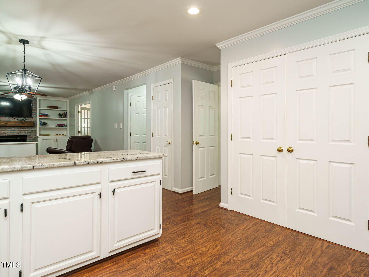 114 Oxpens Road Cary, NC 27513 - Photo 20 of 44 018-1280x960-kitchen