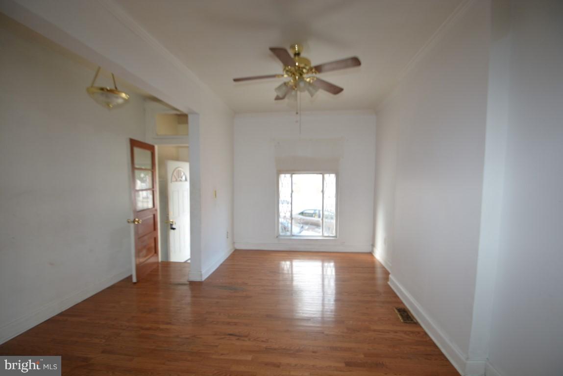1673 Darley Avenue Baltimore, MD 21213 - Photo 6 of 17 Dining Area