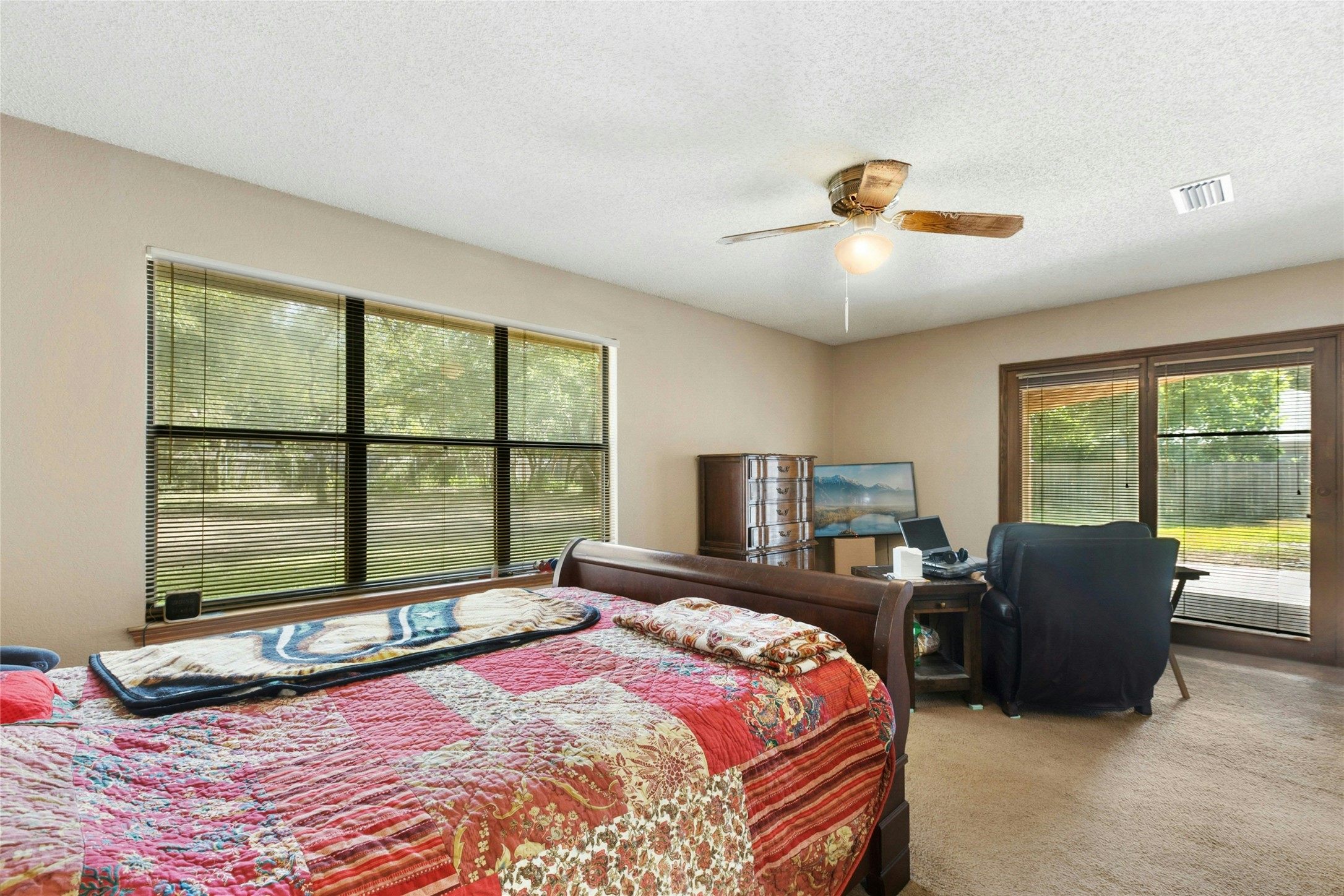 3502 Apache Forest Drive Austin, TX 78739 - Photo 23 of 34 Primary Bedroom