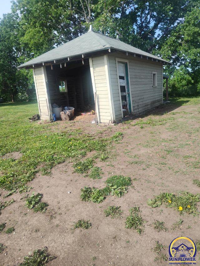 11080 286th Road Holton, KS 66436 - Photo 9 of 29