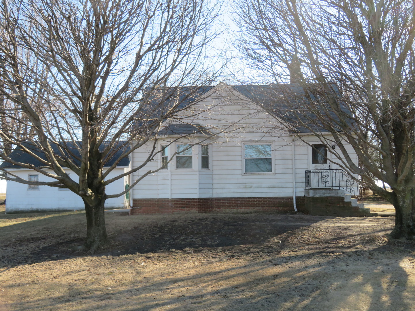 2938 North 22nd Road Seneca, IL 61360 - Photo 1 of 4