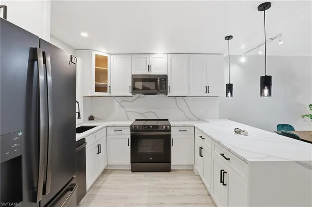 $435,000 | 1320 Blue Point Avenue, Unit 2, Naples, FL 34102