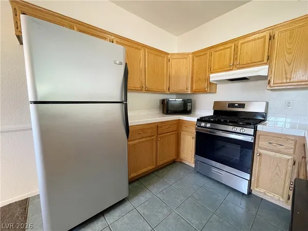 $1,290 | 2110 Los Feliz Street, Unit 1074, Las Vegas, NV 89156