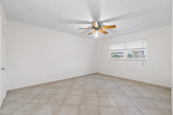 $1,600 | 2615 Northeast 1st Court, Unit 303, Boynton Beach, FL 33435