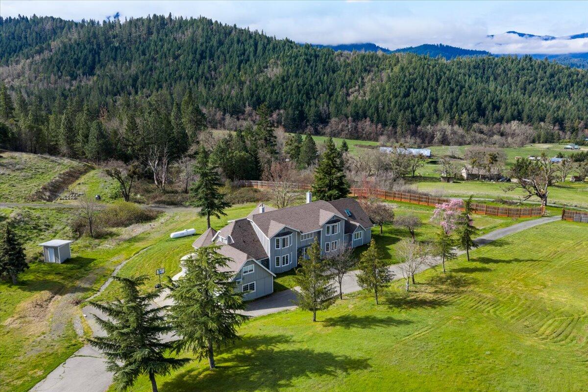 1500 Panther Gulch Road Williams, OR 97544 - Photo 28 of 31