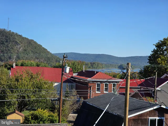 $324,900 | 211 North Market Street, Liverpool, PA 17045