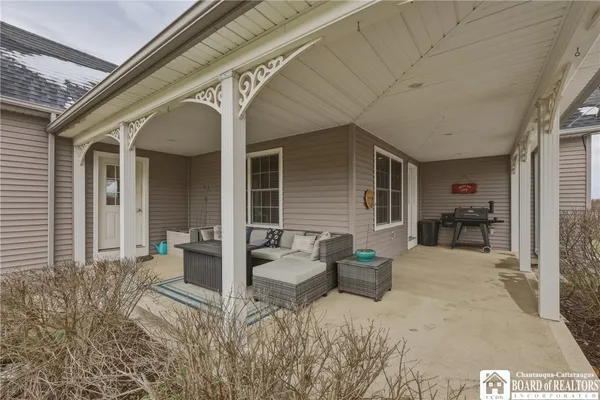 $575,000 | 33 Diamond Drive, Frewsburg, NY 14738