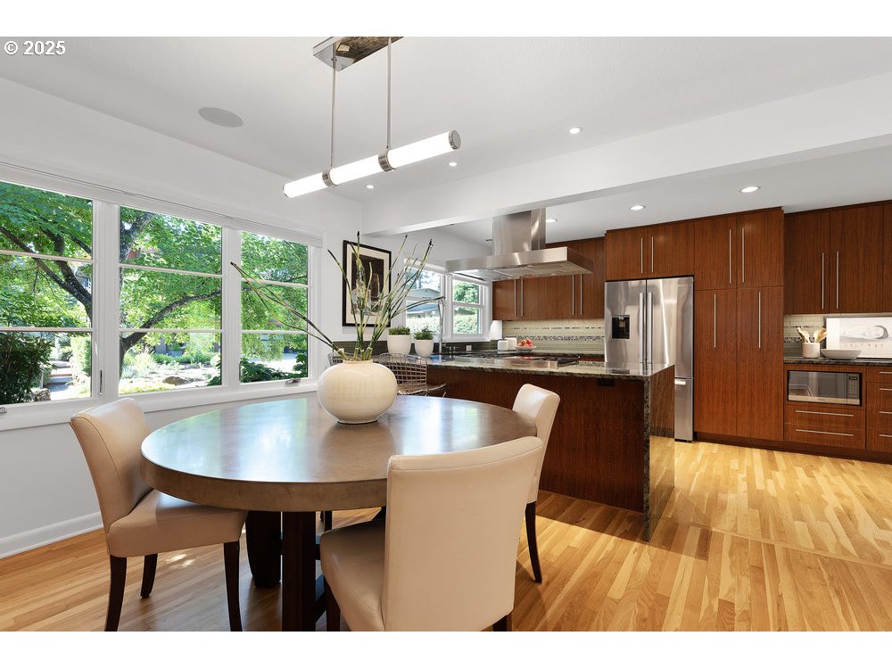 411 Ridgeway Road Lake Oswego, OR 97034 - Photo 17 of 45 Gallery Image 17