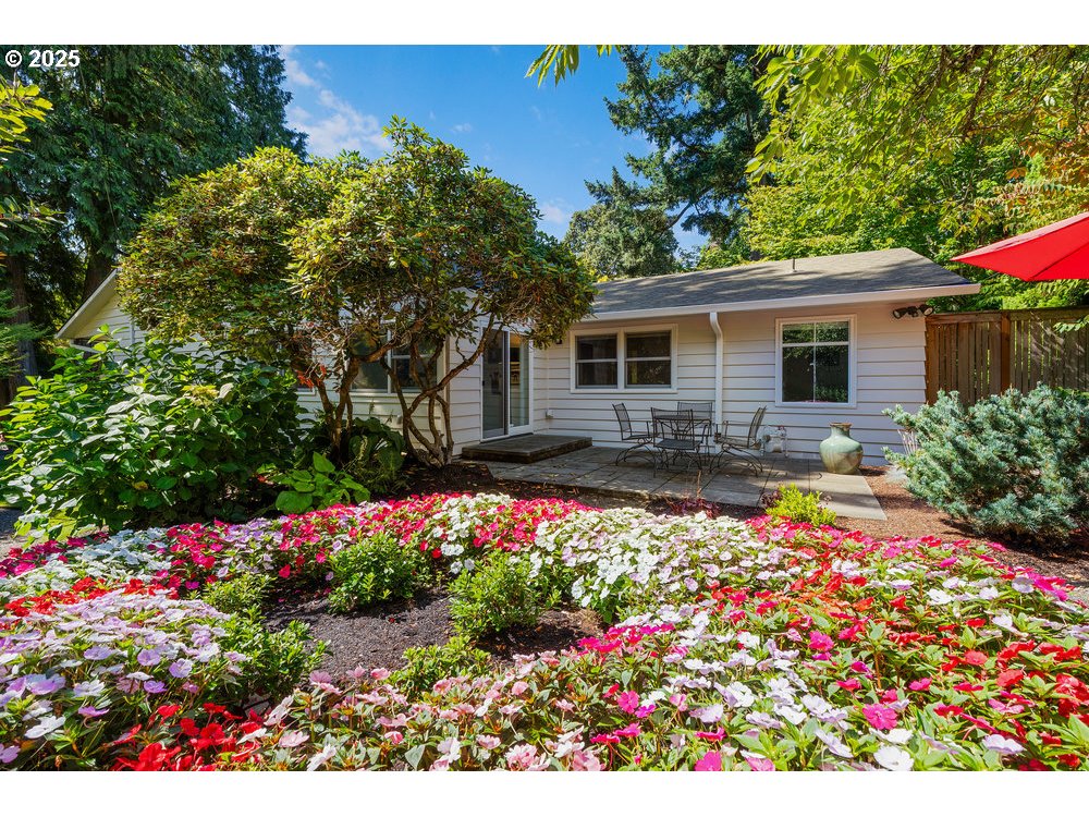 411 Ridgeway Road Lake Oswego, OR 97034 - Photo 38 of 45 Gallery Image 38