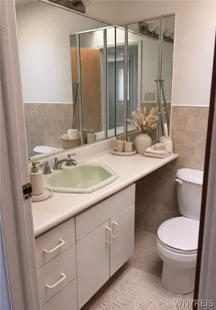 $2,000 | 141 Draden Lane, Unit 141, Amherst, NY 14228