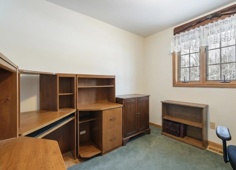 148 Sargent Road Holderness, NH 03245 - Photo 14 of 17