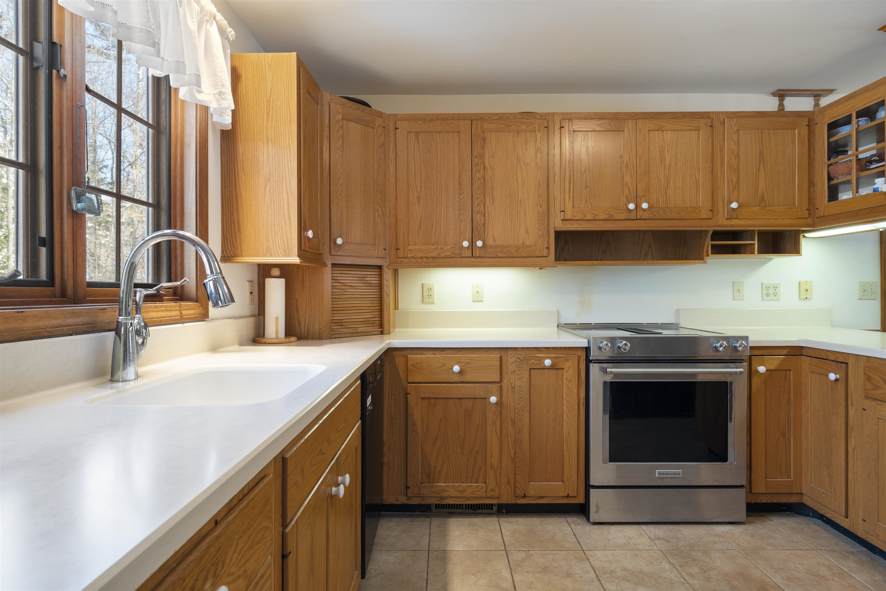 148 Sargent Road Holderness, NH 03245 - Photo 4 of 17