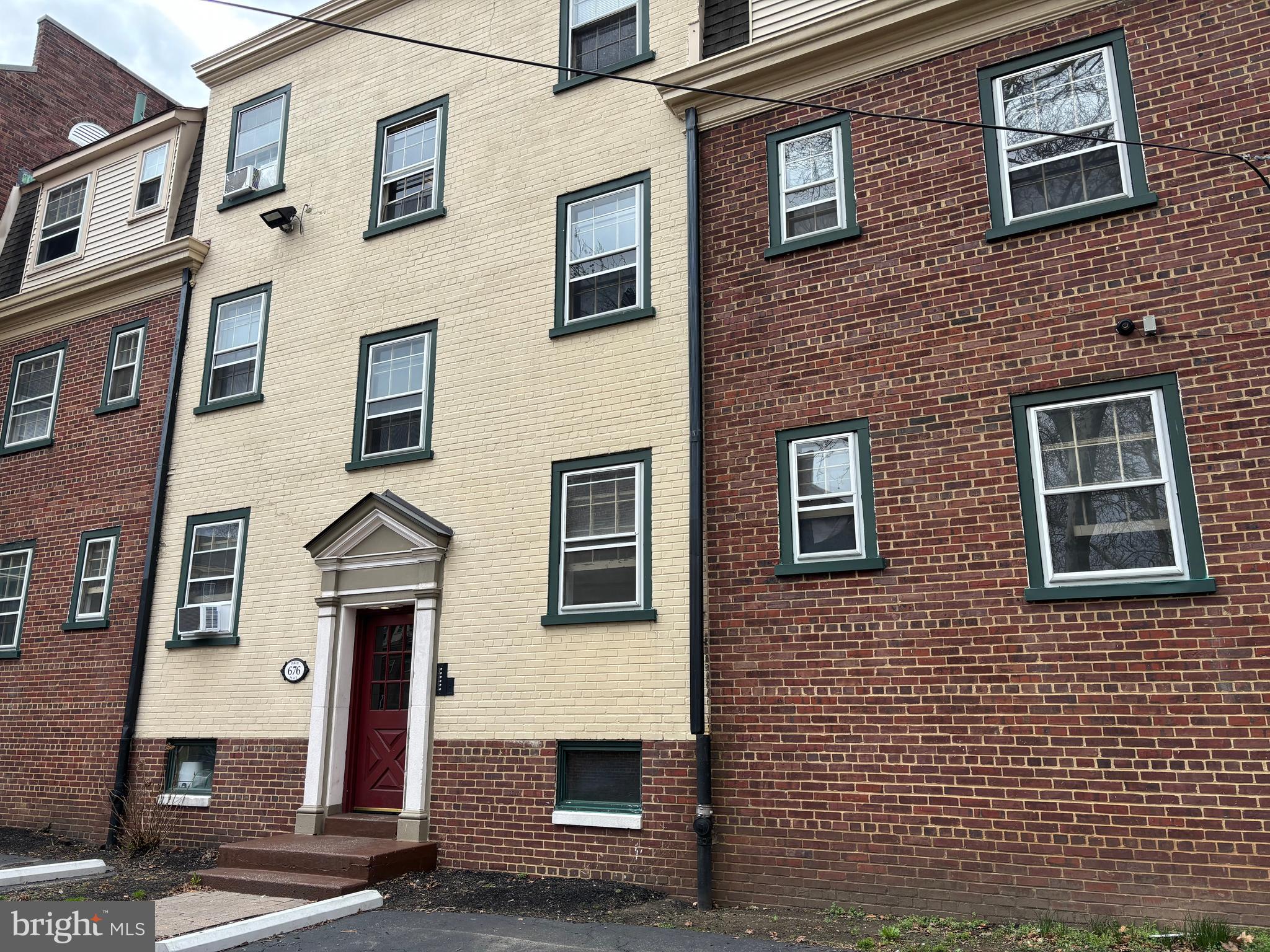 676 Perth Place, Unit B Philadelphia, PA 19123 - Photo 31 of 43 exterior