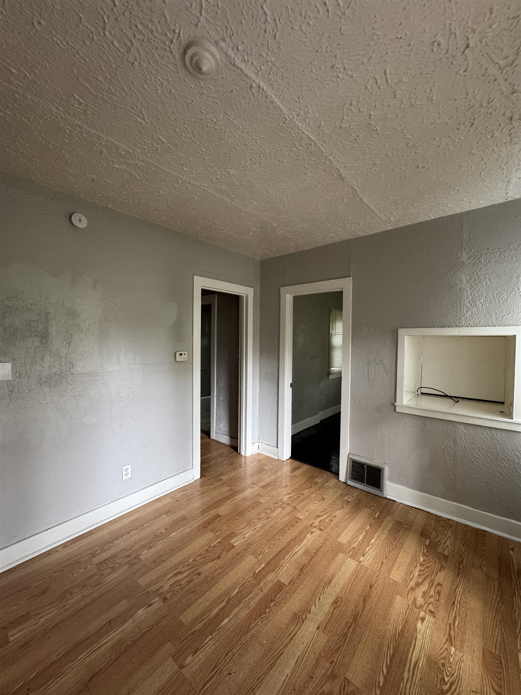 2957 Mackin Road Flint, MI 48504 - Photo 6 of 19