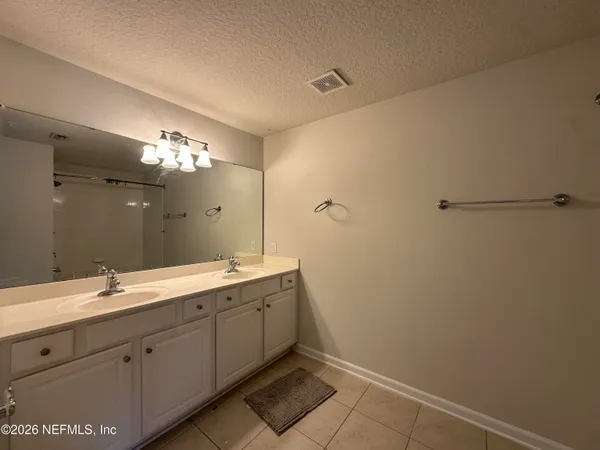 $2,000 | 7034 Roundleaf Drive, Jacksonville, FL 32258