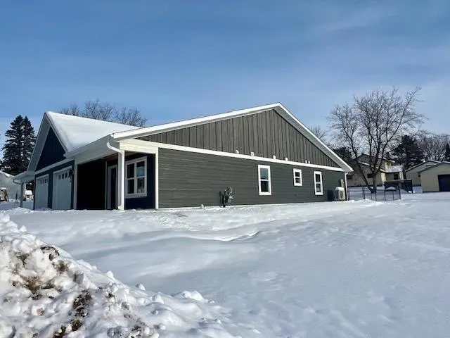 $364,900 | 1006 26th Street, Unit B, Cloquet, MN 55720