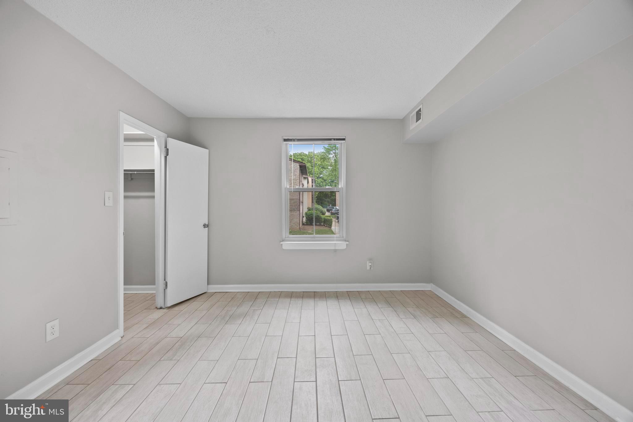 2216 Castle Rock Square, Unit 12C Reston, VA 20191 - Photo 19 of 27