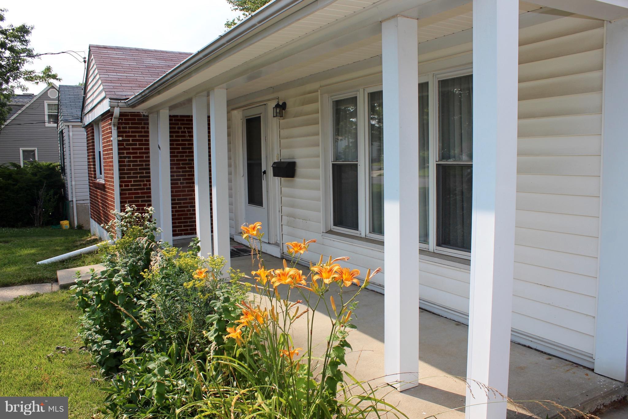 5648 B Calyn Road Catonsville, MD 21228 - Photo 4 of 21 Exterior (Front)