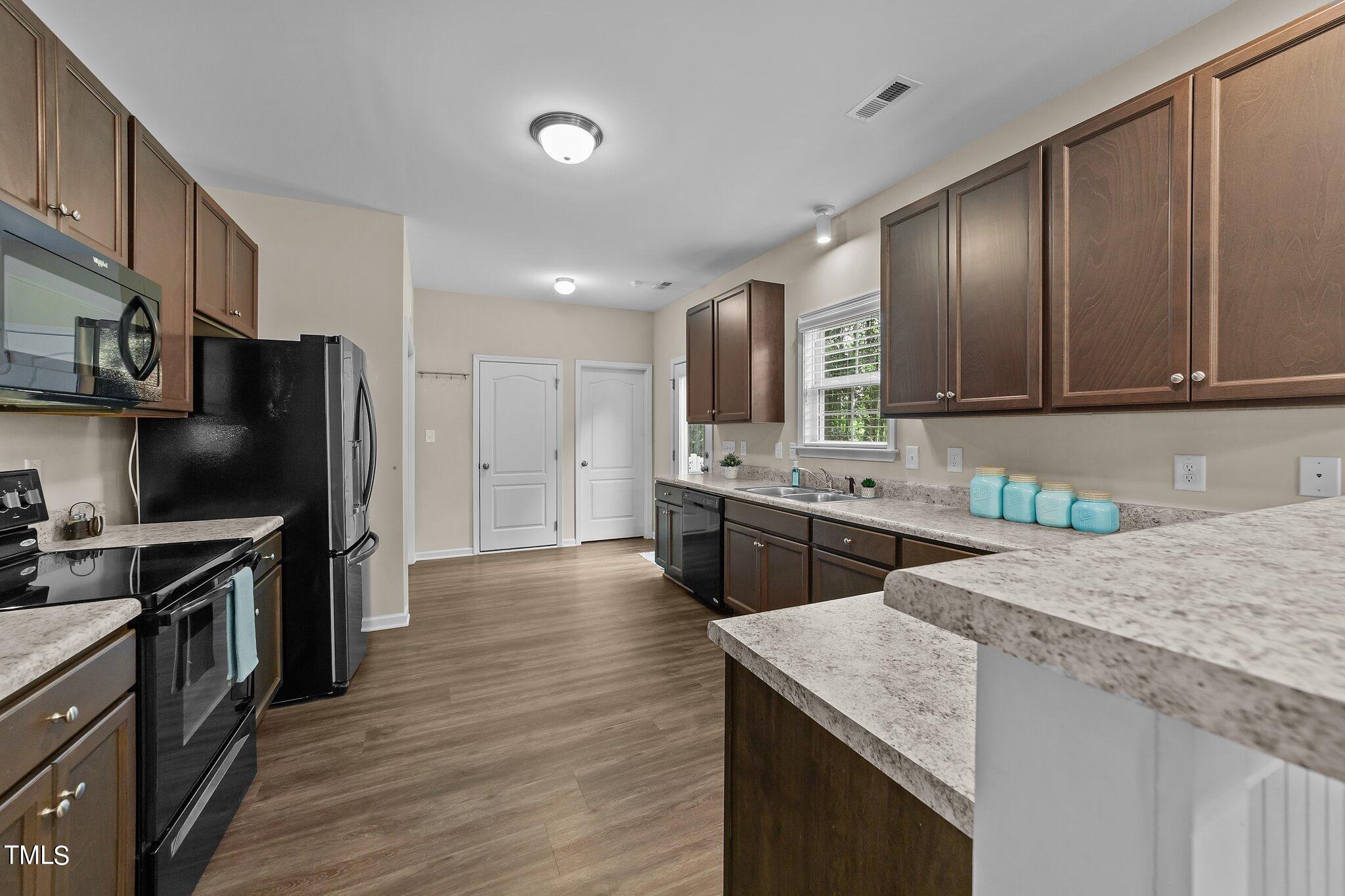 325 Cross Link Drive Angier, NC 27501 - Photo 8 of 30 41-web-or-mls-VB4A9964