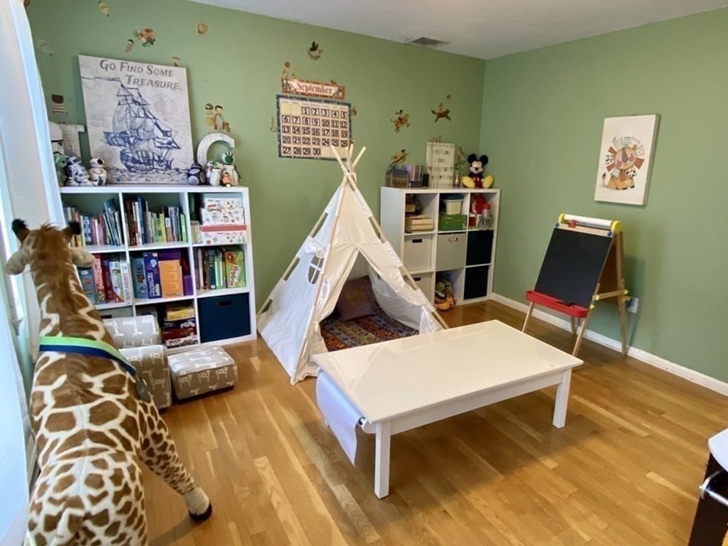 20 Littlefield Road Milford, MA 01757 - Photo 16 of 42 Gallery Image 16