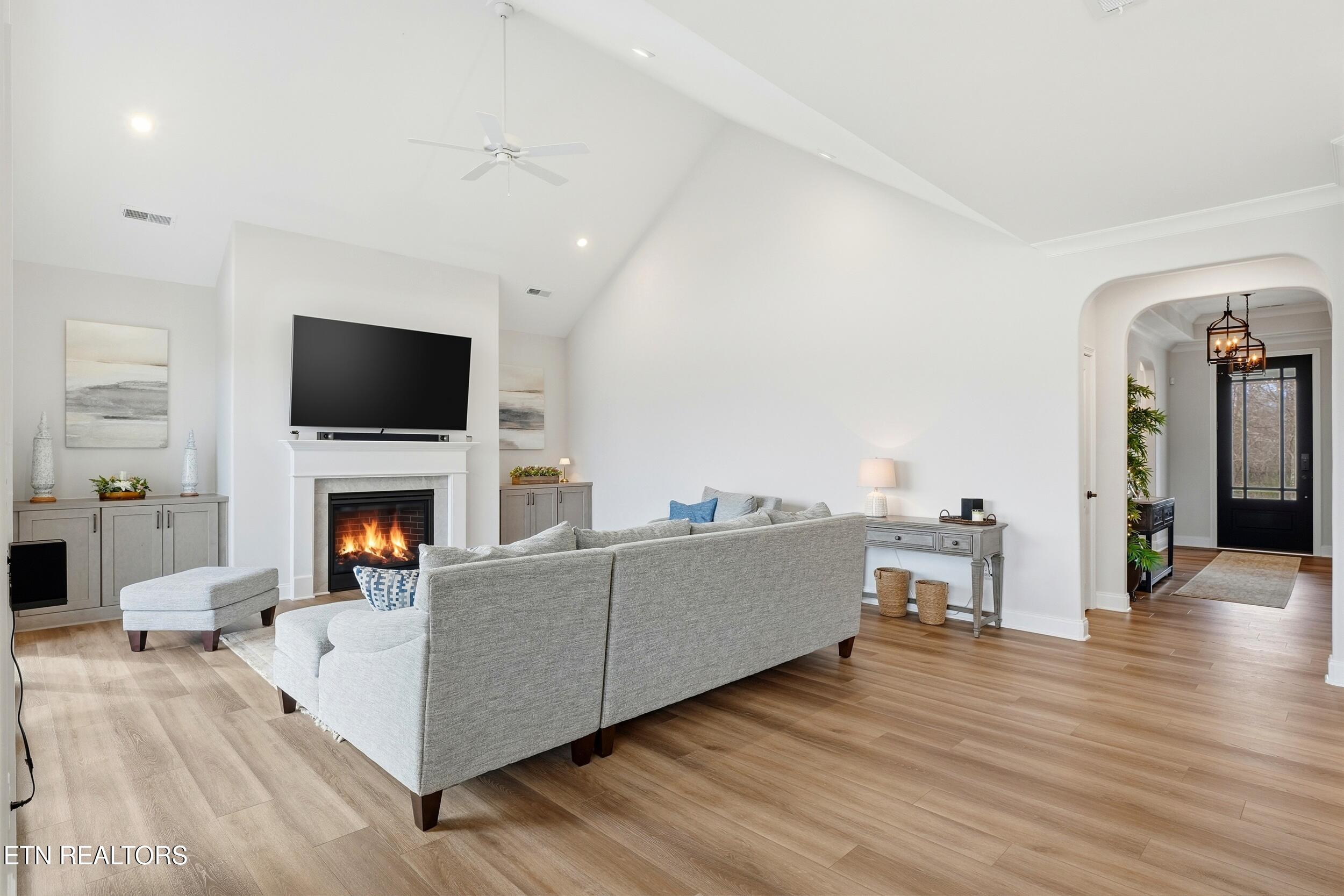 3462 Persimmon Ridge Loudon, TN 37774 - Photo 11 of 57 16_dsc06340_with_fire