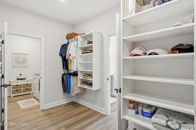 $849,000 | 3462 Persimmon Ridge, Loudon, TN 37774