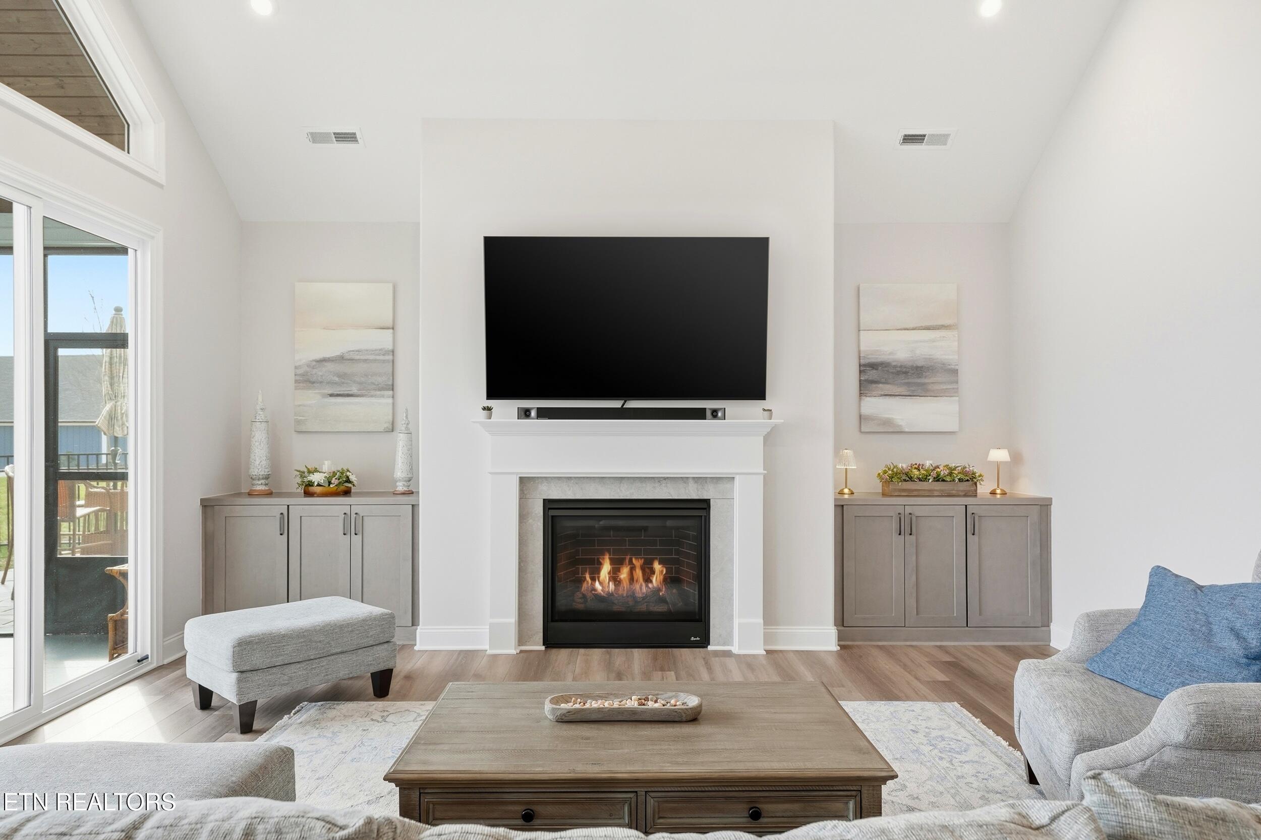 3462 Persimmon Ridge Loudon, TN 37774 - Photo 10 of 57 15_dsc06335_with_fire