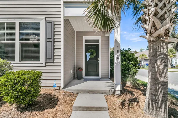 $450,000 | 1879 Towne Street, Johns Island, SC 29455