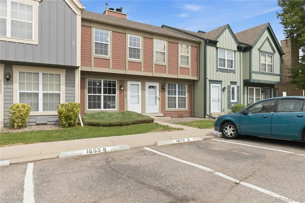 $245,000 | 1653 South Blackhawk Way, Unit B, Aurora, CO 80012
