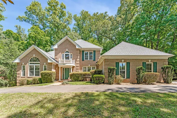 $1,275,000 | 2927 Beau Lane, Fairfax, VA 22031