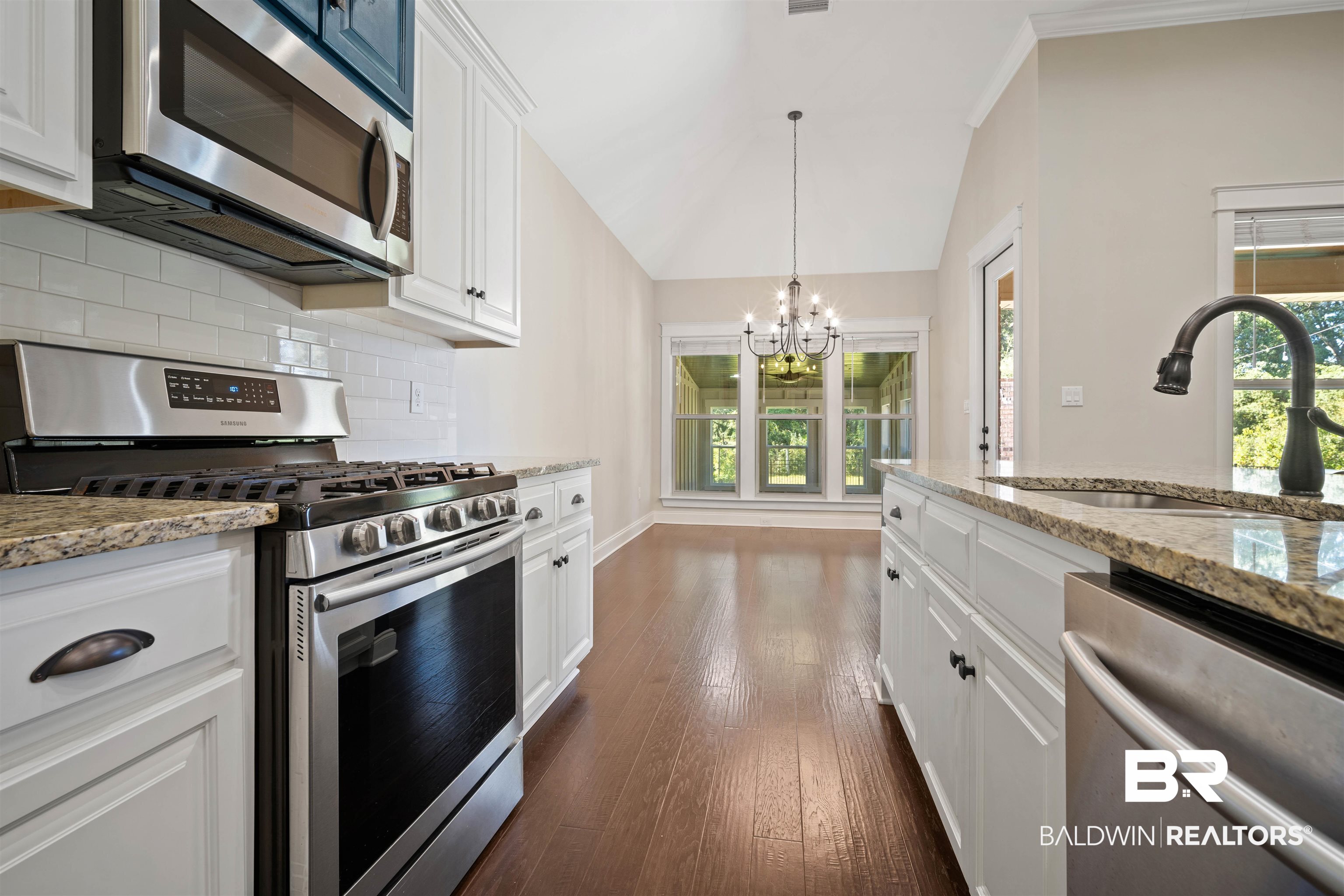 343 Hemlock Drive Fairhope, AL 36532 - Photo 11 of 62