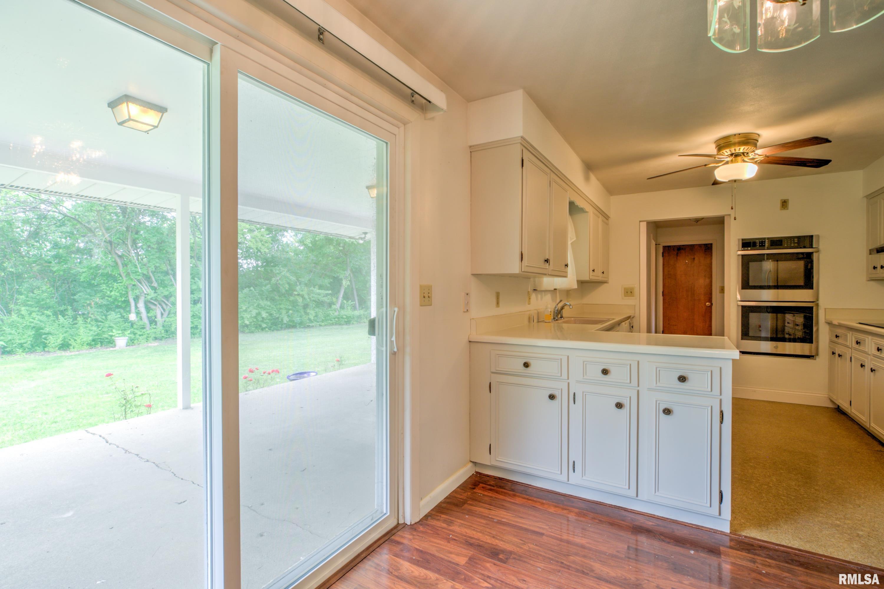 6415 North Big Hollow Road Peoria, IL 61615 - Photo 19 of 71