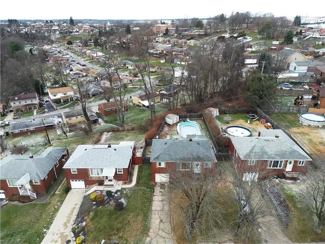 $165,000 | 210 Livingston Road, West Mifflin, PA 15122