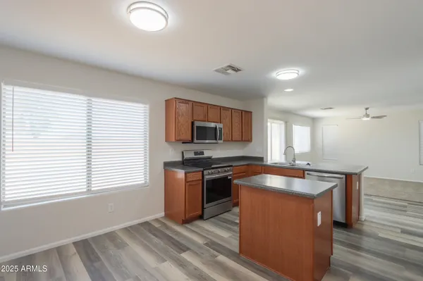 $1,775 | 40402 West Hayden Drive, Maricopa, AZ 85138