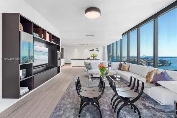 $7,500,000 | 1000 Biscayne Boulevard, Unit 3201, Miami, FL 33132