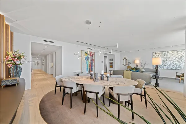 $7,500,000 | 1000 Biscayne Boulevard, Unit 3201, Miami, FL 33132