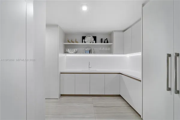 $7,500,000 | 1000 Biscayne Boulevard, Unit 3201, Miami, FL 33132