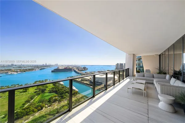 $7,500,000 | 1000 Biscayne Boulevard, Unit 3201, Miami, FL 33132