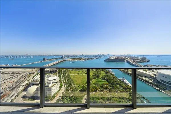 $7,500,000 | 1000 Biscayne Boulevard, Unit 3201, Miami, FL 33132