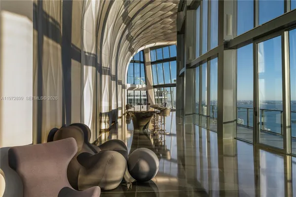 $7,500,000 | 1000 Biscayne Boulevard, Unit 3201, Miami, FL 33132