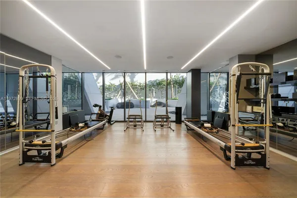 $7,500,000 | 1000 Biscayne Boulevard, Unit 3201, Miami, FL 33132