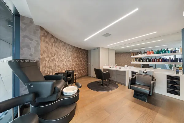 $7,500,000 | 1000 Biscayne Boulevard, Unit 3201, Miami, FL 33132