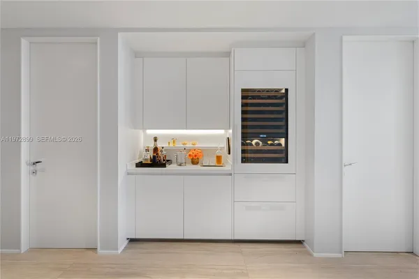 $7,500,000 | 1000 Biscayne Boulevard, Unit 3201, Miami, FL 33132