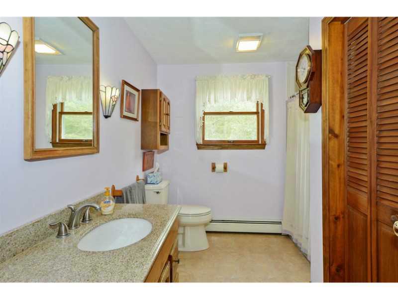 243 Kingstown Road Richmond, RI 02898 - Photo 17 of 20 Bathroom.