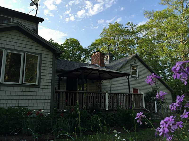 243 Kingstown Road Richmond, RI 02898 - Photo 19 of 20 Exterior Back.