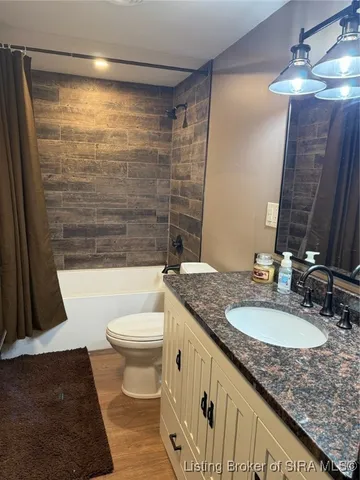 $499,900 | 1970 Clifty Drive, Madison, IN 47250